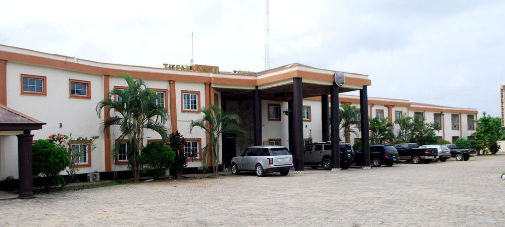 Tiffany Hotel And Towers Imogwu-Agwa Extérieur photo